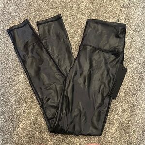 Women’s Sheer Camo Leggings NWT